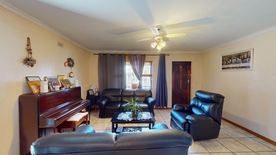 3 Bedroom Property for Sale in Colorado Park Western Cape